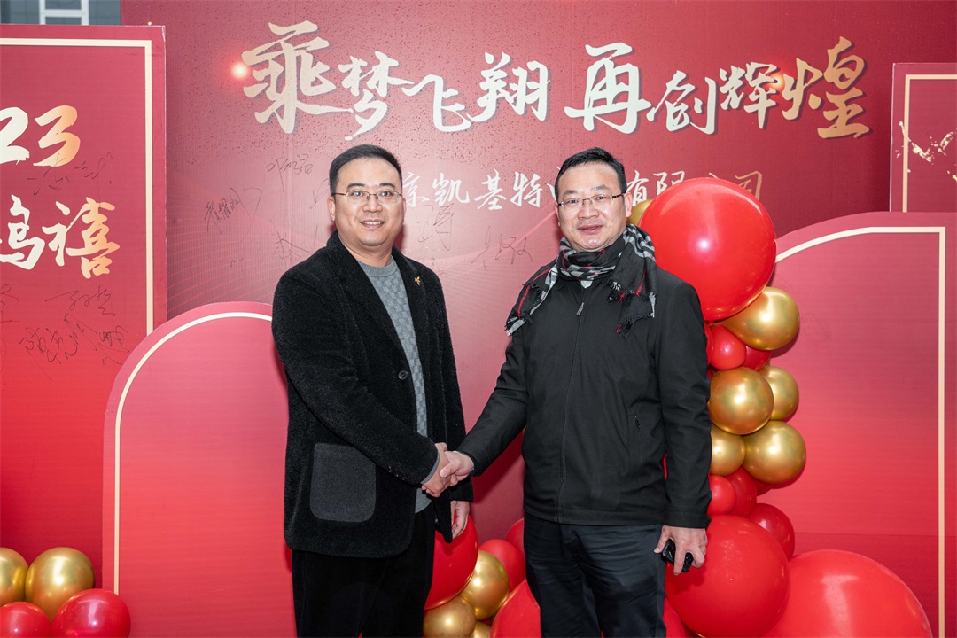 c1be3d0dc179b58ca228049292581ced.jpg c1be3d0dc179b58ca228049292581ced.jpg